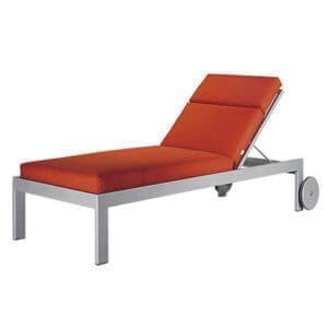 Pavilion Eastside Chaise Lounge w/ Wheels