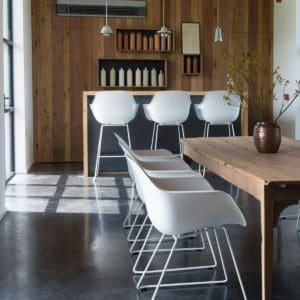 Extremis Captain's high sliding chair