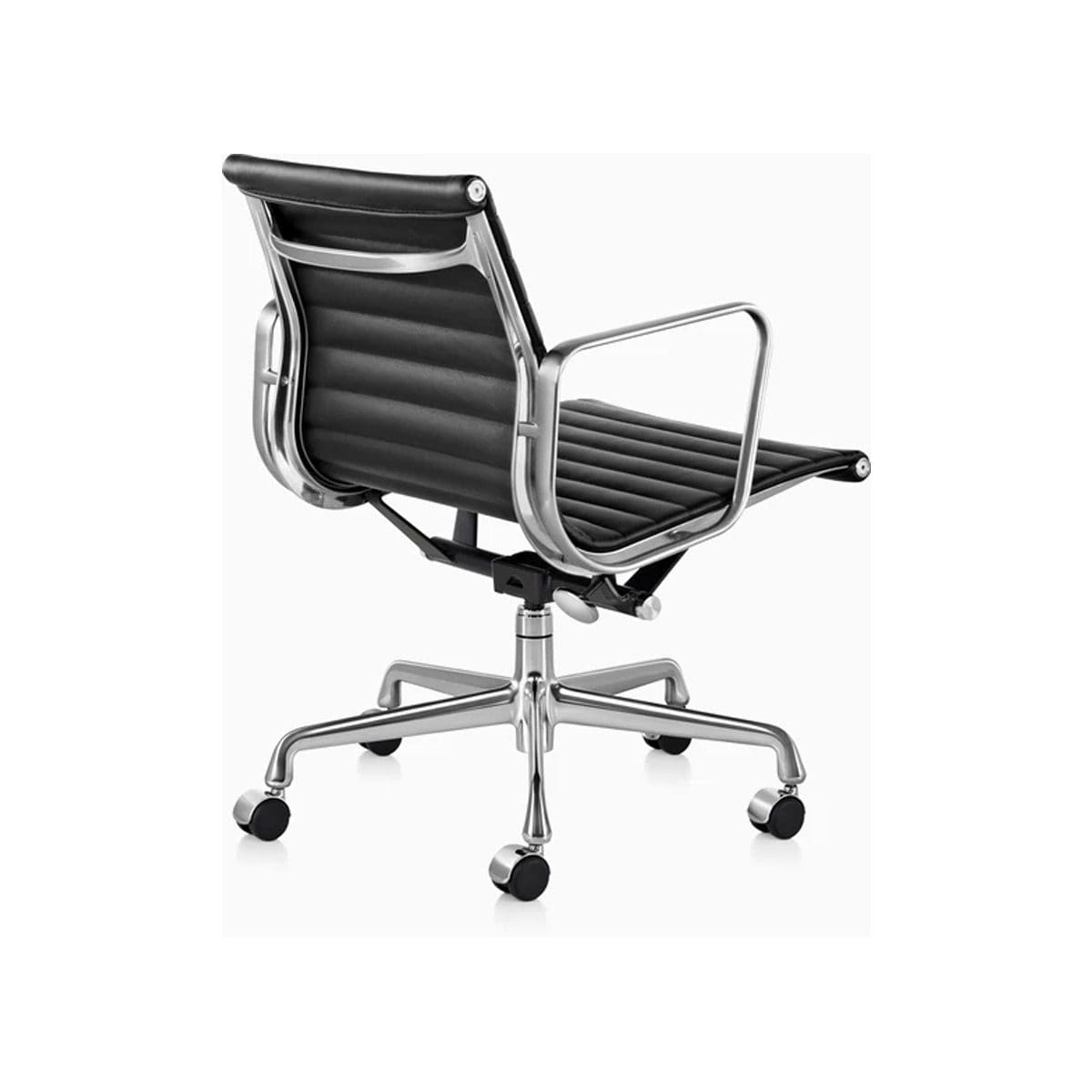Eames Aluminum Group Executive Chair | Clima Home