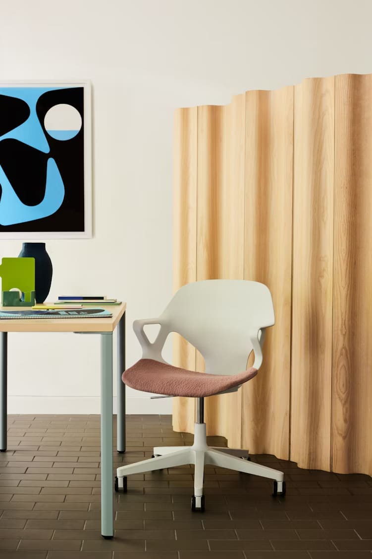 Eames® Molded Plywood Folding Screen - Image 3