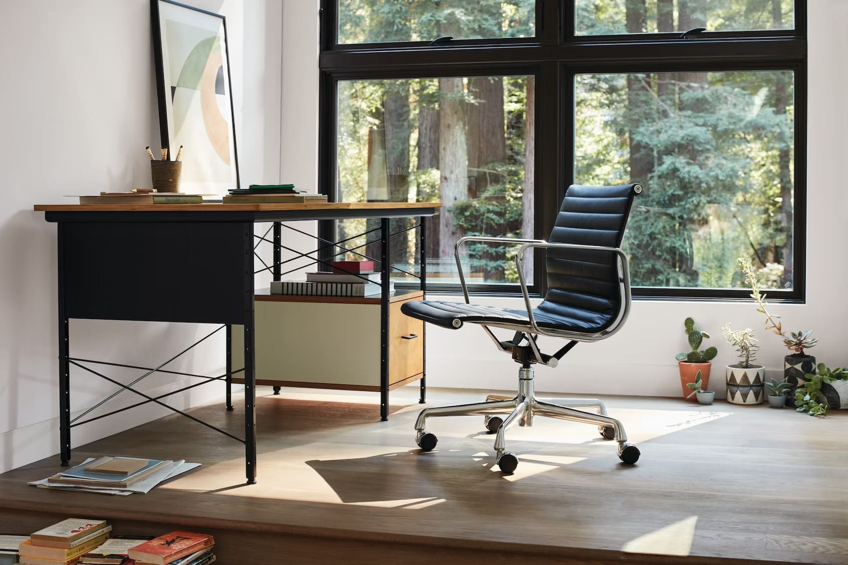 EamesĀ® Desk Unit EamesĀ® Desk Unit - Image 3