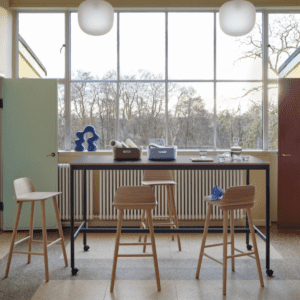 Muuto BASE HIGH TABLE with Castors