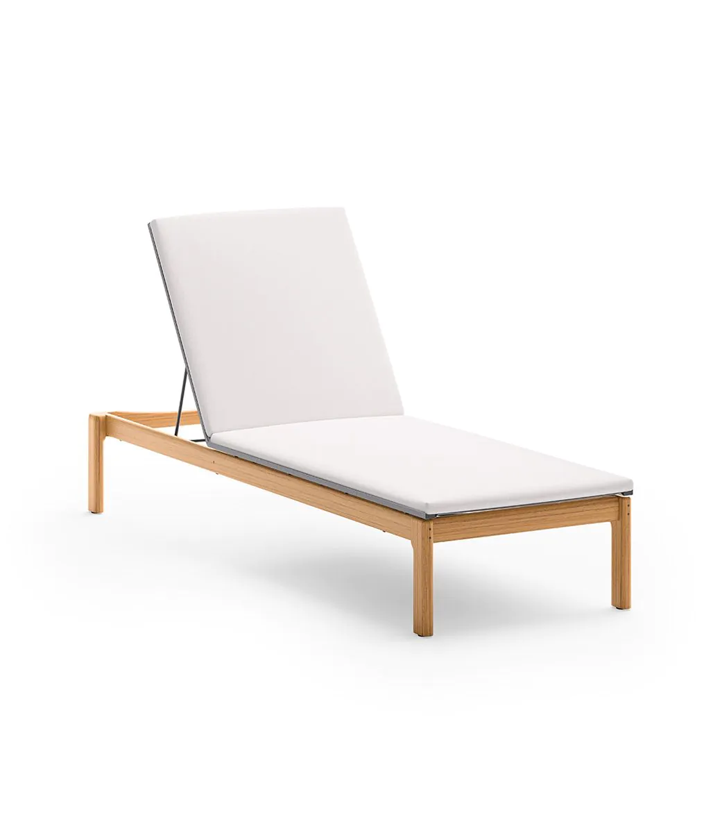Unopiu Cora sun lounger in teak and textilene